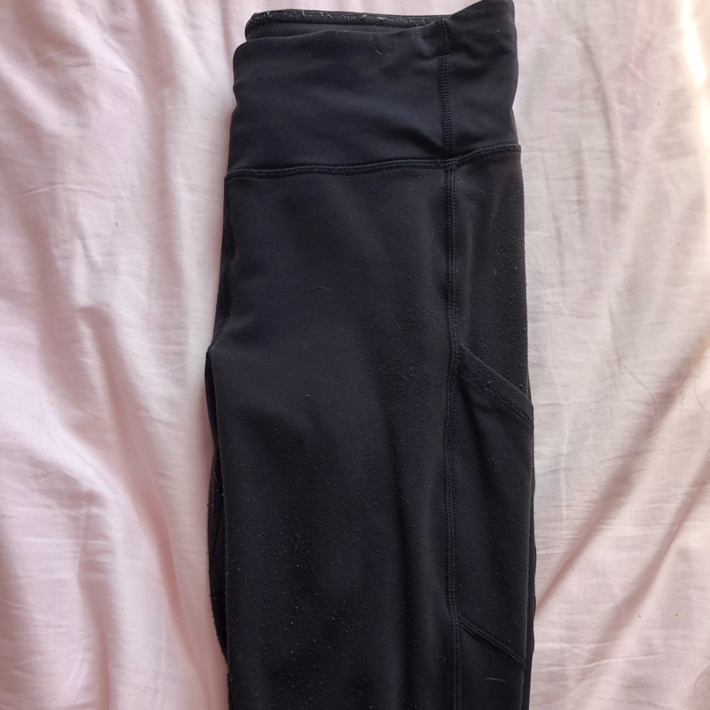LULULEMON High Waisted Leggings with pockets